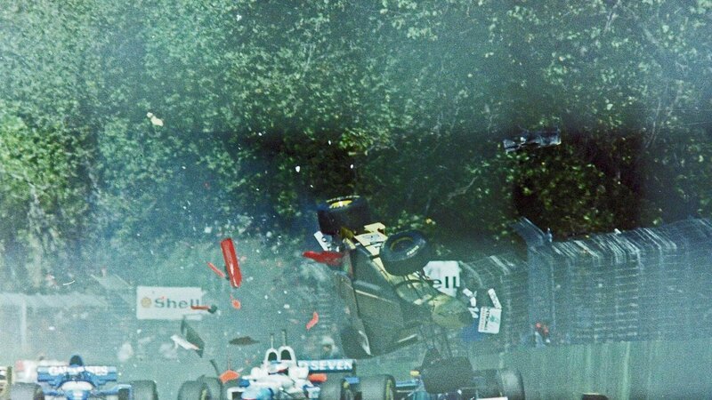 Martin_Brundle crasht in Melbourne Joseph Lewry – Bild: Geo Television / Universum Martin_Brundle crasht in Melbourne Joseph Lewry – Bild: Geo Television / Universum