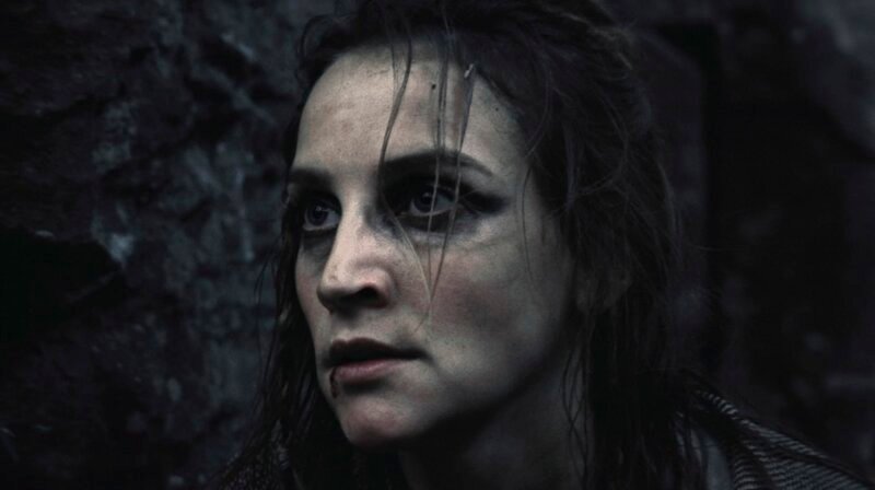 Jana Klinge als Elja – Bild: MDR/​ Rafael Starman