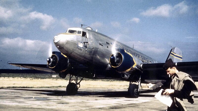 Operation Proviant - Propagandaschlacht Berliner Luftbrücke – Bild: RTL /​ Spiegel TV Die Verwendung des Materials von RTL Deutschland ist nur zur redaktionellen Berichterstattung im Zusammenhang mit der Sendung unter Angabe der Credits/​Quellenangabe und Beachtung der 