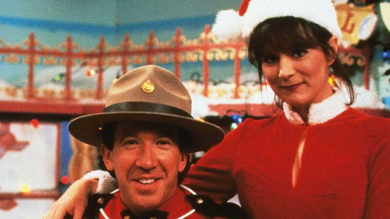 Tim (Tim Allen) hat mal wieder eine grandiose Idee. Er möchte eine Weihnachtsfotokarte erstellen und dazu muss sich die ganze Familie verkleiden. Seine Frau Jill (Patricia Richardson) ist von der Idee überhaupt nicht begeistert. – Bild: TVNOW /​ Touchstone Television