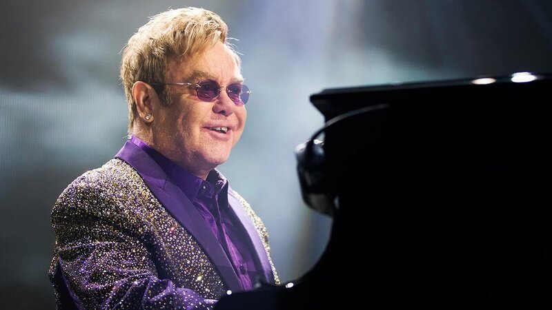 Elton John – Bild: licensed by Intact Produktion+Verlag Lizenzbild frei Elton John – Bild: licensed by Intact Produktion+Verlag Lizenzbild frei