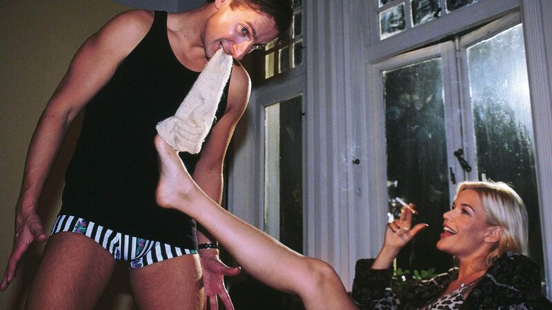 Zärtliche Begierde – Bild: TVNOW /​ Hardy Spitz Die Verwendung des Passion-Bildmaterials ist nur zur redaktionellen Berichterstattung im Zusammenhang mit der jeweiligen Sendung unter Angabe der Credits/​Quellenangabe und Beachtun