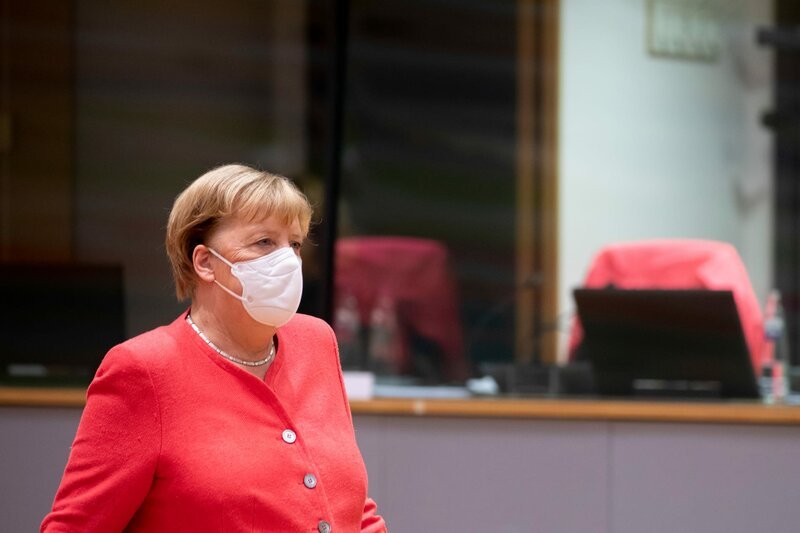 German Chancellor Angela Merkel arrives for the second day meeting of the European Union (EU) special summit in Brussels, Belgium, on Oct. 2, 2020. – Bild: Shutterstock /​ Alexandros Michailidis /​ Editorial use only