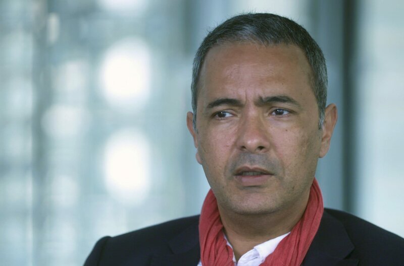 Der algerische Schriftsteller Kamel Daoud kritisiert das aktuelle algerische Regime. – Bild: ARTE /​ © Capa Presse