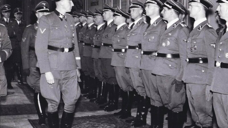 Die Konferenz - Wie der Holocaust organisiert wurde – Bild: TVNOW /​ Spiegel TV