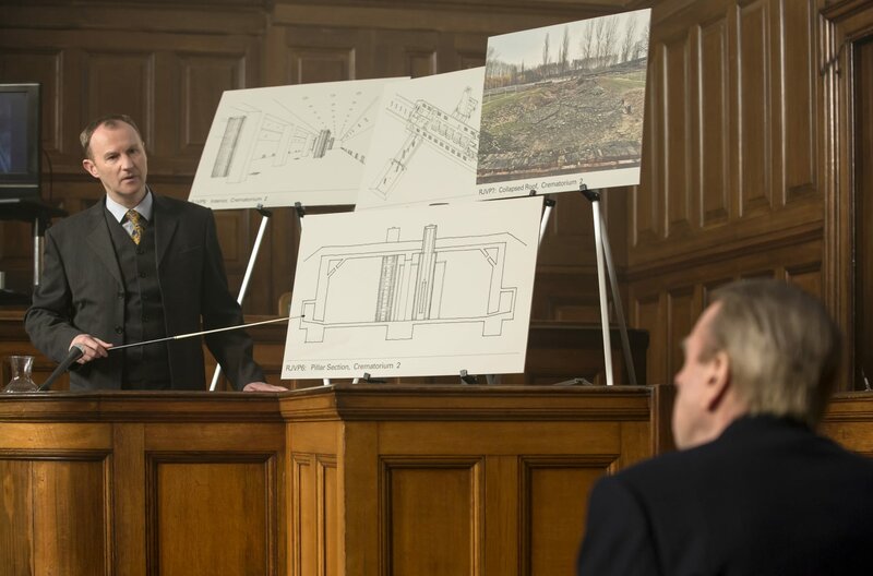 Verleugnung – Bild: ARD Degeto/​© 2016 Bleecker Street