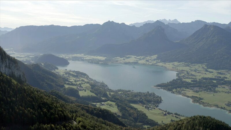 Blick auf den Wolfgangsee. – Bild: ORF/​Clever Contents
