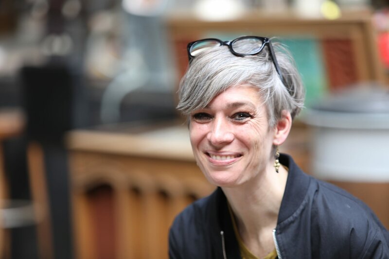 Tatjana Schneider ist Architekturprofessorin und fordert eine Stadtplanung, die sich am Gemeinwohl orientiert. – Bild: ZDF und Frank Eggers. Tatjana Schneider ist Architekturprofessorin und fordert eine Stadtplanung, die sich am Gemeinwohl orientiert. – Bild: ZDF und Frank Eggers.