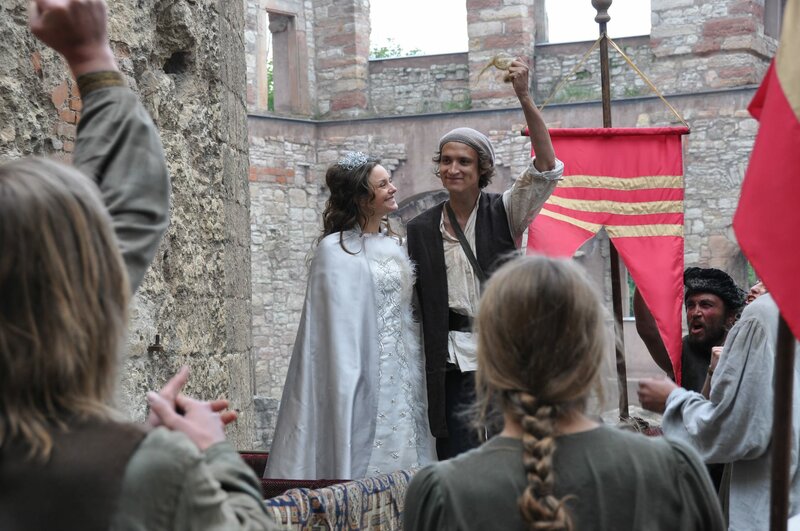 Der Teufel mit den drei goldenen Haaren – Bild: ZDF und Angret Phen.