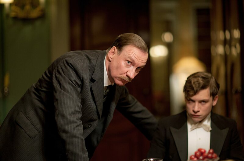 An Inspector Calls – Bild: WDR/​Ben Blackall/​Drama Republic