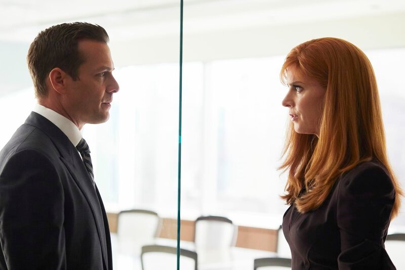 Suits Us S07e07 Karten Auf Den Tisch Full Disclosure Fernsehserien De