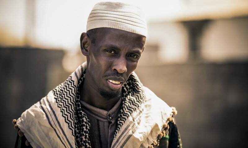 Barkhad Abdi (Jama Farah). – Bild: ORF/​Squareone Entertainment/​Mark Martin