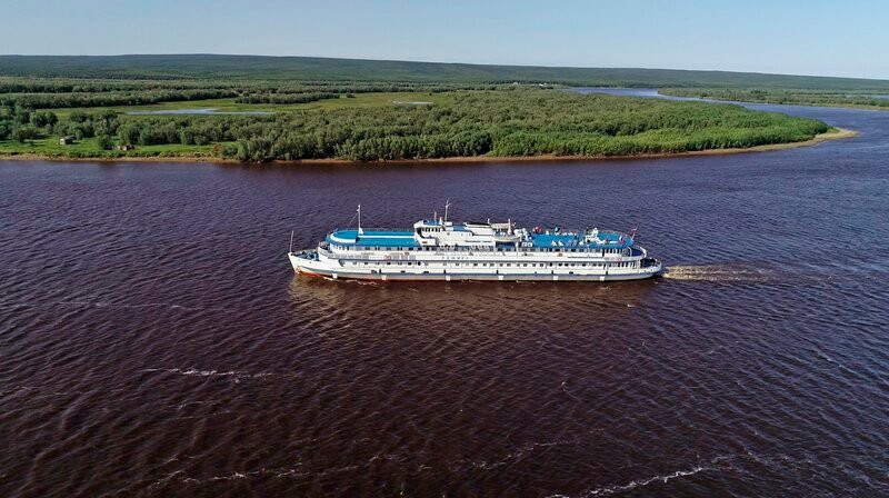 NDR Fernsehen LÄNDER – MENSCHEN – ABENTEUER, „Auf dem Ob durch Russland – Mit dem Schiff nach Novosibirsk“, am Donnerstag (28.05.20) um 20:15 Uhr. Das Schiff fährt von Salechard 3.000 Kilometer durch Sibirien nach Novosibirsk. © NDR/Hanse TV/Michael Donnerhak, honorarfrei – Verwendung gemäß der AGB im engen inhaltlichen, redaktionellen Zusammenhang mit genannter NDR-Sendung bei Nennung „Bild: NDR/Hanse TV/Michael Donnerhak“ (S2). NDR Presse und Information/Fotoredaktion, Tel: 040/4156–2306 oder -2305, pressefoto@ndr.de – Bild: phoenix/NDR/Hanse TV/Michael Donnerhak NDR Fernsehen LÄNDER – MENSCHEN – ABENTEUER, „Auf dem Ob durch Russland – Mit dem Schiff nach Novosibirsk“, am Donnerstag (28.05.20) um 20:15 Uhr. Das Schiff fährt von Salechard 3.000 Kilometer durch Sibirien nach Novosibirsk. © NDR/Hanse TV/Michael Donnerhak, honorarfrei – Verwendung gemäß der AGB im engen inhaltlichen, redaktionellen Zusammenhang mit genannter NDR-Sendung bei Nennung „Bild: NDR/Hanse TV/Michael Donnerhak“ (S2). NDR Presse und Information/Fotoredaktion, Tel: 040/4156–2306 oder -2305, pressefoto@ndr.de – Bild: phoenix/NDR/Hanse TV/Michael Donnerhak