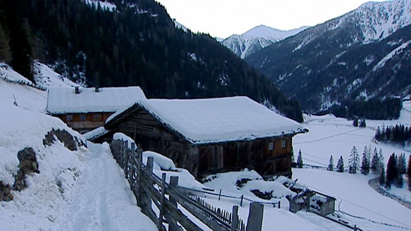 Blick in das verschneite Ultental. – Bild: ORF/Telepool/BR Blick in das verschneite Ultental. – Bild: ORF/Telepool/BR