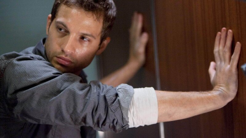 Devil - Fahrstuhl zur Hölle – Bild: RTL Die Verwendung des RTL-Bildmaterials ist nur zur redaktionellen Berichterstattung im Zusammenhang mit der jeweiligen Sendung unter Angabe der Credits/​Quellenangabe und Beachtung der unter http:/​/​k