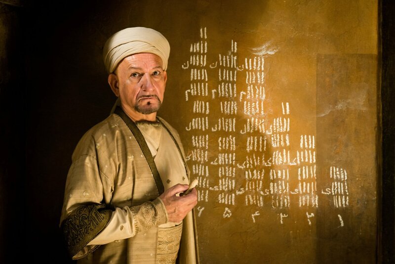 Ben Kingsley (Ibn Sina). – Bild: ORF/​Beta Film/​Stephan Rabold