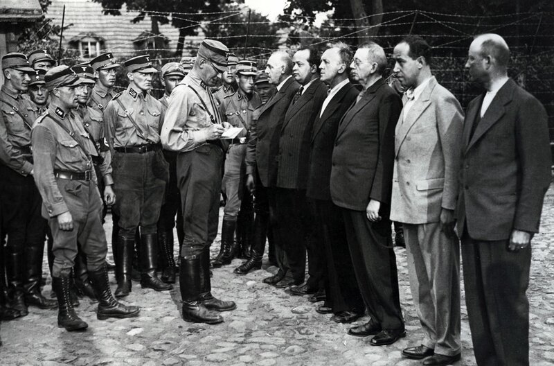 1933 - Folterkeller im Wohnquartier – Bild: Radio Bremen /​ bpk Bildagentur Berlin