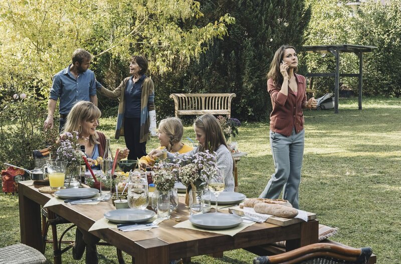 Zum Glück gibt's Schreiner – Bild: ARD Degeto/​Hendrik Heiden