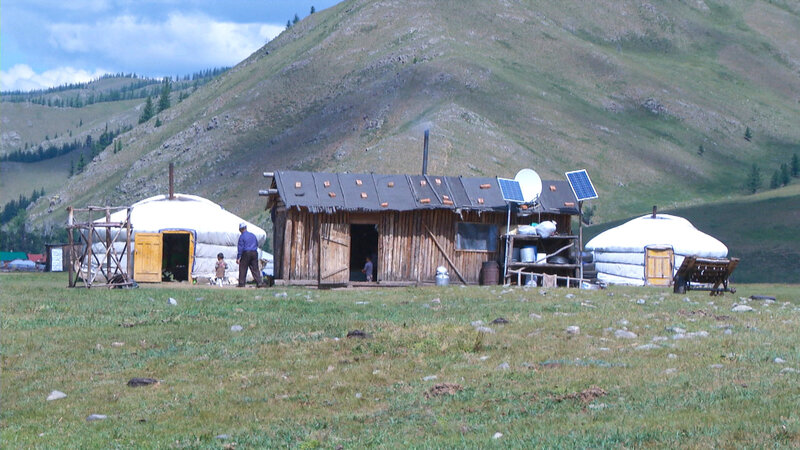 Mongolei: Nomaden ohne Steppe – Bild: Bergblick