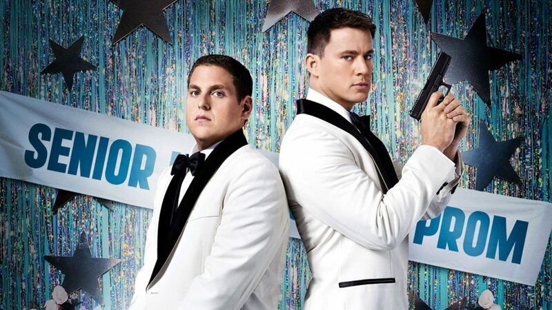 Schmidt (Jonah Hill, li.) und Jenko (Channing Tatum) müssen Undercover ermitteln – Bild: RTL Zwei Schmidt (Jonah Hill, li.) und Jenko (Channing Tatum) müssen Undercover ermitteln – Bild: RTL Zwei