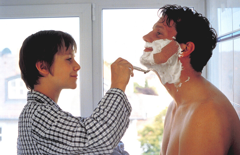 Was ist bloß mit meinen Männern los? – Bild: Puls 8