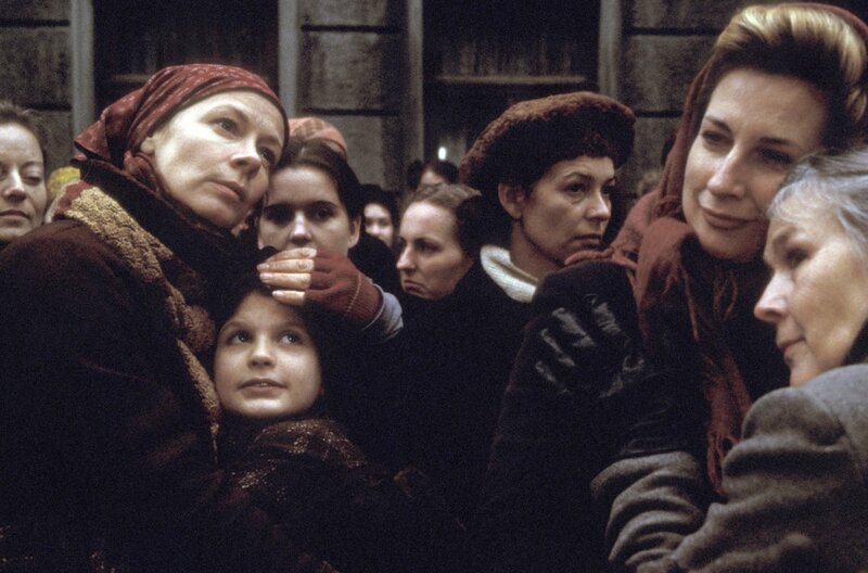 Rosenstraße – Bild: Studio Hamburg Letterbox Filmproduktion/​Leonine Studios/​Get Reel Productions B.V.