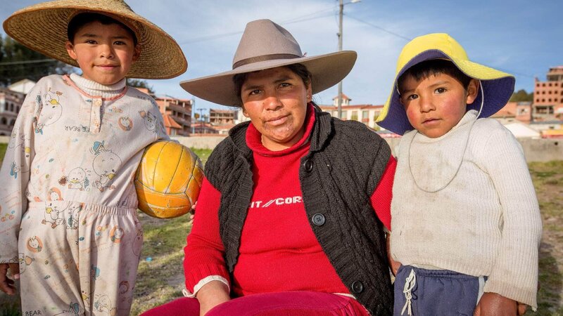 Bolivien - Der Kampf um die kleinen Herzen – Bild: TVNOW /​ MedienKontor/​ Axel Schneppat