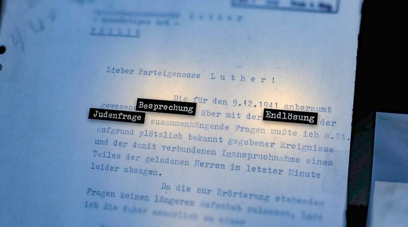 Zu einer „Besprechung mit anschließendem Frühstück“ am 20. Januar 1942 lud Reinhard Heydrich, Chef des Reichssicherheitshauptamtes, der zentralen Verfolgungs- und Vernichtungsbehörde des NS-Regimes, ein. Thema der Sitzung war die „Endlösung der Judenfrage“ – in der Sprache der Täter hieß das der geplante Mord an 11 Millionen Juden in Europa. – Bild: ORF/​ZDF/​Kawom, Wiesbaden