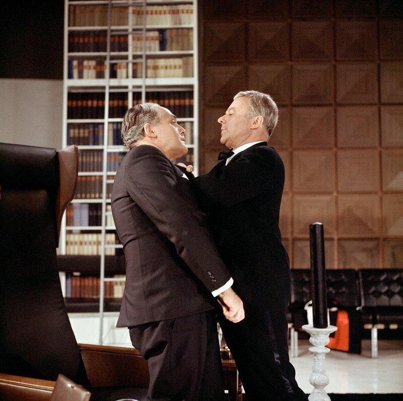 Hokuspokus oder: Wie lasse ich meinen Mann verschwinden...? – Bild: ORF/​Beta Film