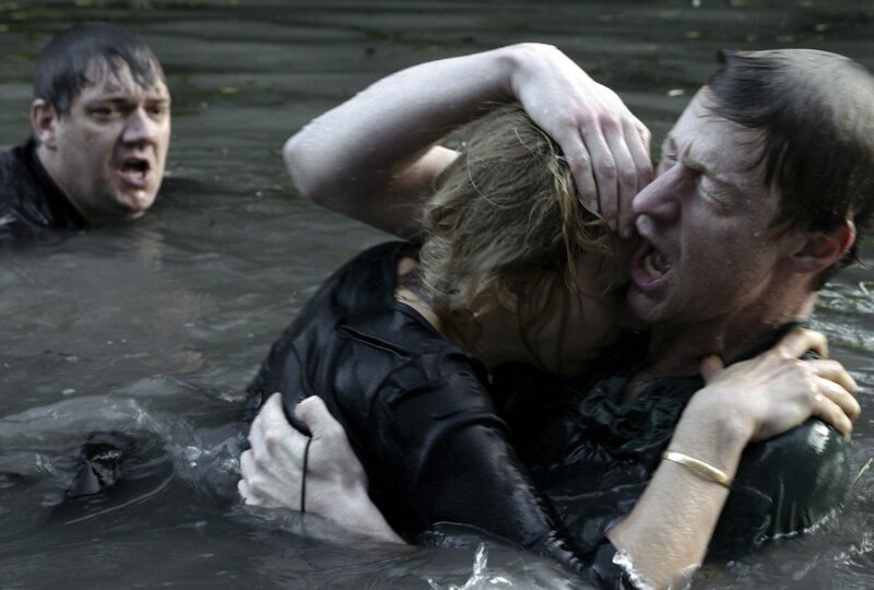 Unter Nachbarn – Bild: SWR/​Felix Cramer