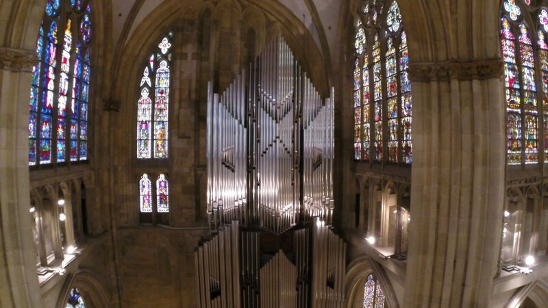 Neue Blickwinkel auf den Regensburger Dom. Im Bild: die Orgel. – Bild: BR/Rudi Neuwart Neue Blickwinkel auf den Regensburger Dom. Im Bild: die Orgel. – Bild: BR/Rudi Neuwart