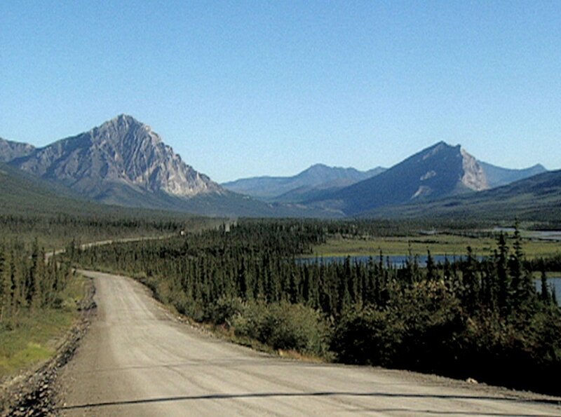 Der Dalton Highway durch Nordalaska. – Bild: HR/​SR