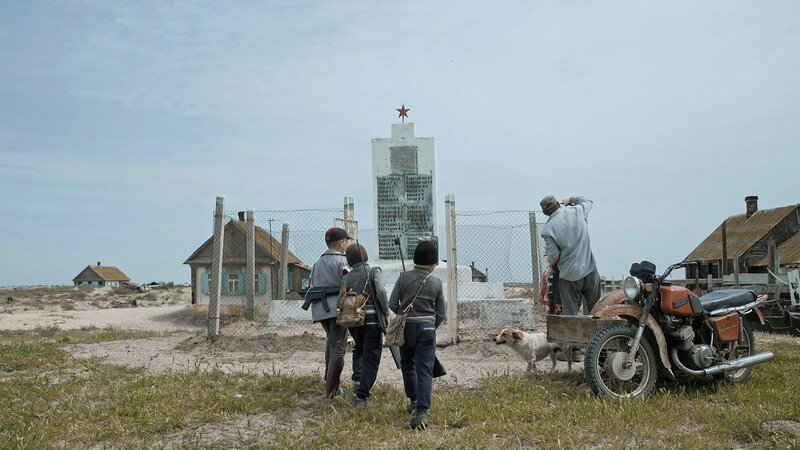 Ostrov – Die verlorene Insel Monument der Gefallenen des 2. Weltkrieges SRF – Bild: SRF1