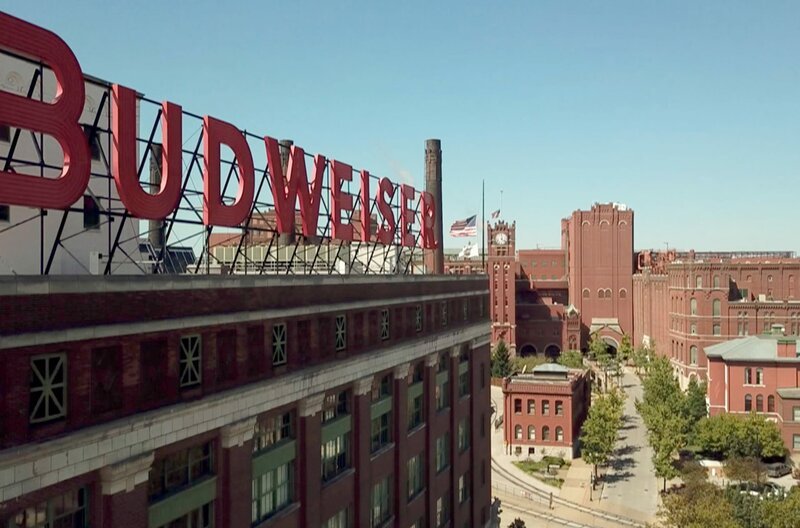 Budweiser Stammsitz St. Louis. – Bild: ZDF und SWR.