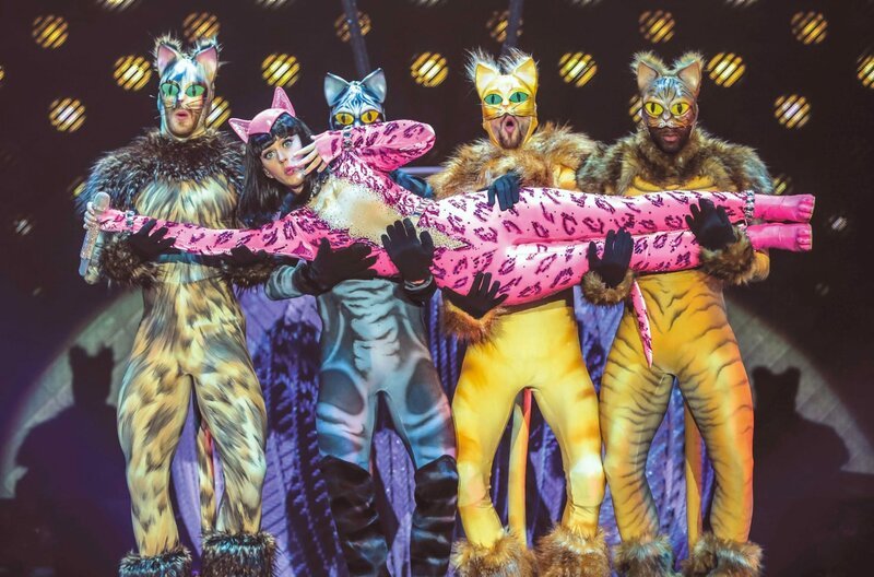 Katy Perry begeistert durch ausgefallene Kostüme. – Bild: Christie Goodwin /​ © Christie Goodwin/​Christie Goodwin