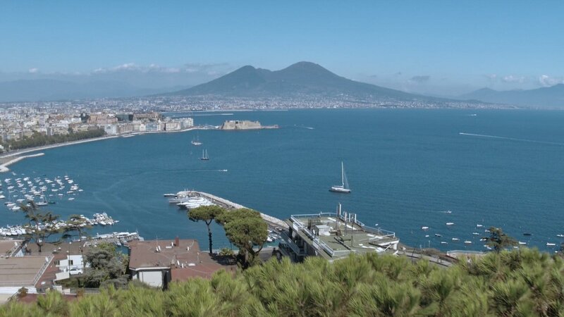 Der Golf von Neapel ist einer der gefährlichsten Orte der Welt: Zahlreiche Vulkane bedrohen die Region. – Bild: ZDF und © Artline Films./​© Artline Films