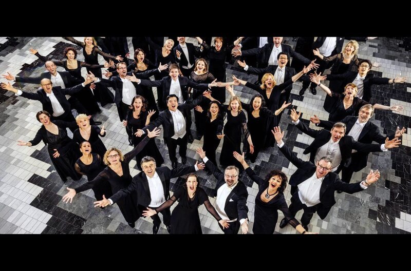 Unterstützt werden Dirigent Andris Nelsons und die Wiener Philharmoniker durch den Chor des Bayerischen Rundfunks. – Bild: Astrid Ackermann / BR / © Astrid Ackermann Unterstützt werden Dirigent Andris Nelsons und die Wiener Philharmoniker durch den Chor des Bayerischen Rundfunks. – Bild: Astrid Ackermann / BR / © Astrid Ackermann