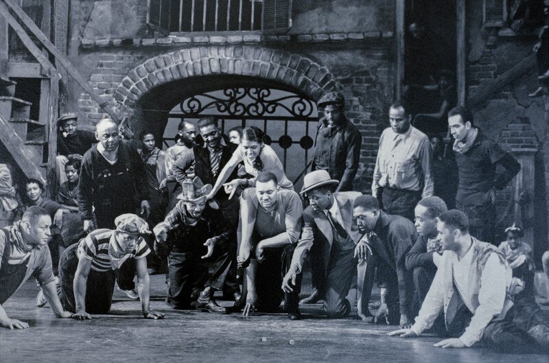 1935: Premiere der Oper „Porgy and Bess“ von George Gershwin, Alvin Theatre in New York City. – Bild: ORF/​Illégitime défense/​De Agostini Picture Library /​ Universal Images Group
