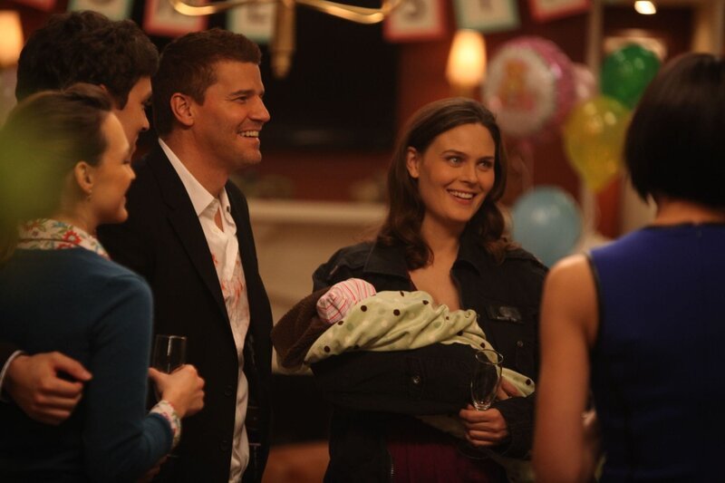 Bones Die Knochenjägerin S07E07 Ab durch den Abwasserkanal (Prisoner In The Pipe