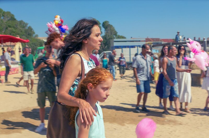 Tina (Valeria Golino) und ihre Tochter Vittoria (Sara Casu) beim Rodeo-Fest – Bild: ZDF /​ © ZDF/​Vivo film/​Valerio Bispuri
