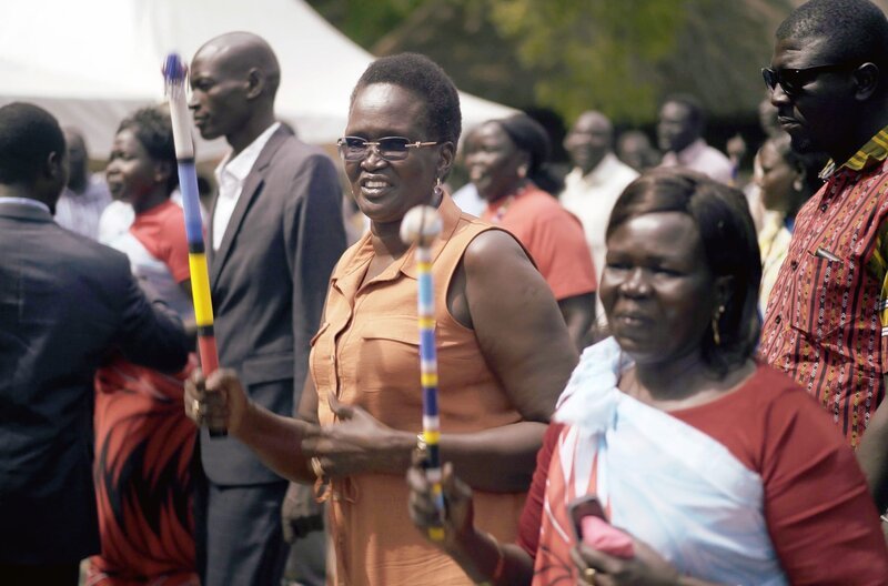 Nyandeng fasste den Entschluss, nach vielen Jahren im kenianischen Exil in ihre Heimat zurückzukehren und sich politisch zu engagieren. – Bild: Akuol de Mabior /​ © Akuol de Mabior