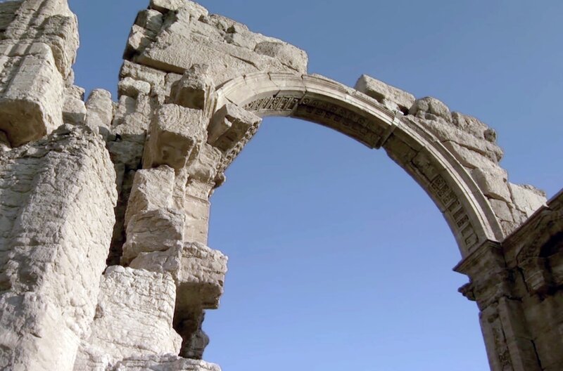 Bedeutender Handelsstützpunkt, kulturelle Vielfalt, Wohlstand: Die Archäologen gehen den Geheimnissen der Skulpturen auf den Grund und geben fundierte Einblicke in die multikulturelle Seele des geschichtsträchtigen Ortes. – Bild: arte