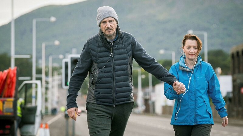 Ordinary Love Liam Neeson als Tom, Lesley Manville als Joan SRF/Normal People Ltd – Bild: SRF2 Ordinary Love Liam Neeson als Tom, Lesley Manville als Joan SRF/Normal People Ltd – Bild: SRF2