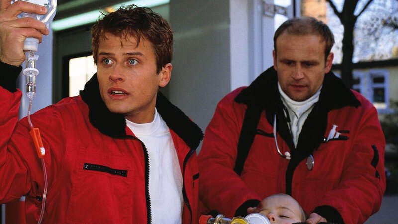 Millennium Love - Ich habe dich nie vergessen – Bild: RTL Die Verwendung des Materials von RTL Deutschland ist nur zur redaktionellen Berichterstattung im Zusammenhang mit der Sendung unter Angabe der Credits/​Quellenangabe und Beachtung der unter https:/​