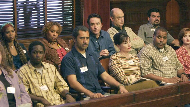 Das Urteil - Jeder ist käuflich – Bild: RTL Die Verwendung des Materials von RTL Deutschland ist nur zur redaktionellen Berichterstattung im Zusammenhang mit der Sendung unter Angabe der Credits/​Quellenangabe und Beachtung der unter https:/​