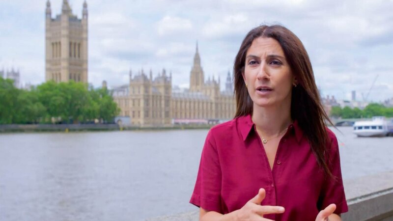 Roya Nikkhah Die Verwendung des sendungsbezogenen Materials ist nur mit dem Hinweis und Verlinkung auf RTL+ gestattet. – Bild: RTL / © Spun Gold TV Roya Nikkhah Die Verwendung des sendungsbezogenen Materials ist nur mit dem Hinweis und Verlinkung auf RTL+ gestattet. – Bild: RTL / © Spun Gold TV