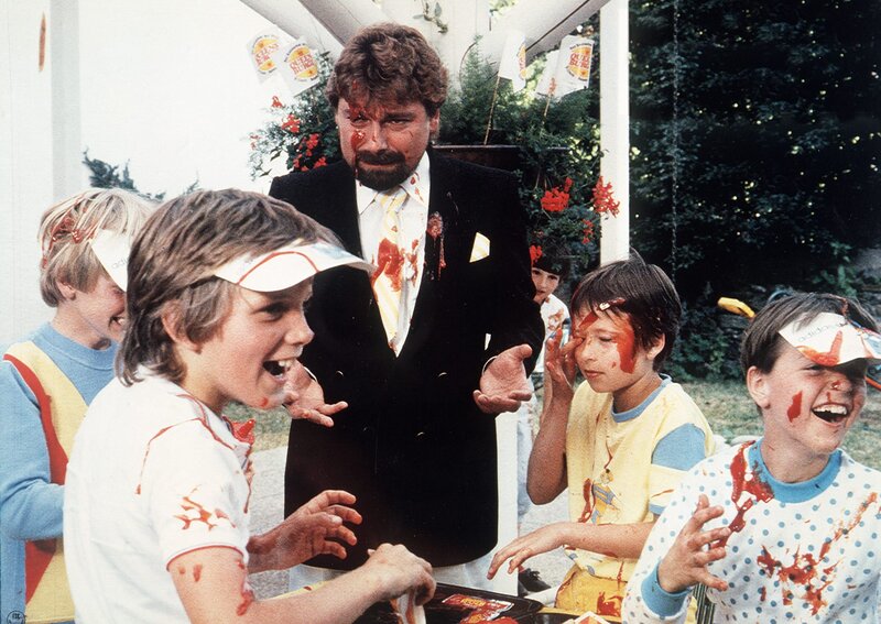 Zwei Nasen tanken Super – Bild: ORF/​LISA Film