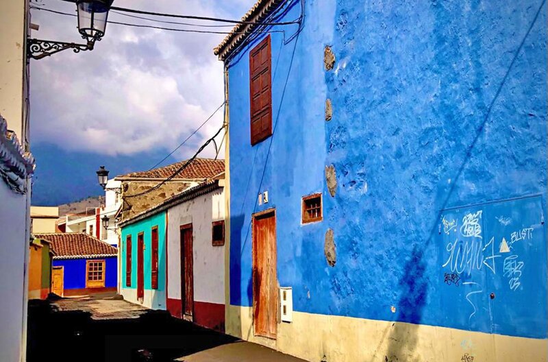 Lava, Höhlen, Höhenrausch – Bild: phoenix/​ZDF-Studio Paris/​Christel Haas