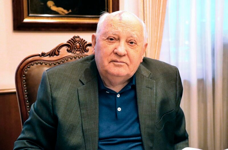 Michail Gorbatschow ist im Alter von 91 Jahren gestorben. Er kam aus einfachen Verhältnissen und schaffte es auf die große weltpolitische Bühne. – Bild: WDR/​picture alliance/​dpa/​kyodo