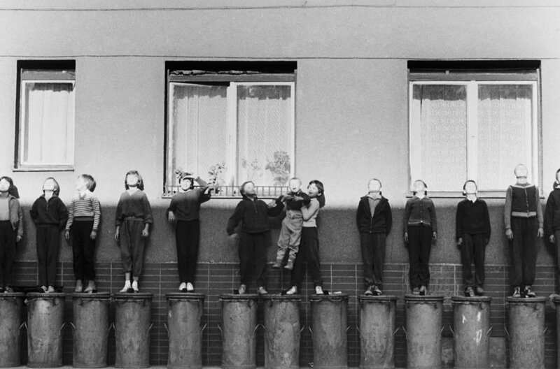 Regisseur Stefan Uher ist einer der Mitbegründer der Tschechischen Neuen Welle. Sein Film „Sonne im Netz“ (1962) gilt gemeinhin als Ausgangspunkt der Bewegung. – Bild: arte